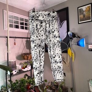 Marika Floral Leggings Womens‎ XL White Black Grayscale Activewear Yoga Pants